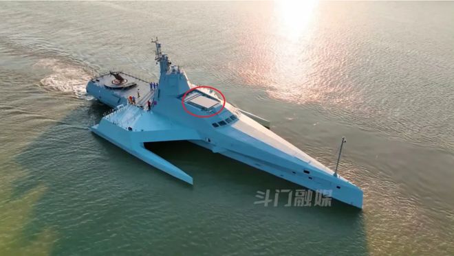人船演示区展出开创了珠海航展新气象凯发首页登录500吨级的三体船在无(图3)