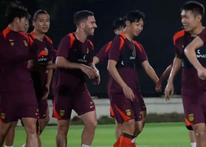 王钰栋11号+2人停赛落选 身价仅是对手13凯发k8一触即发国足VS印尼23人大名单：(图3)